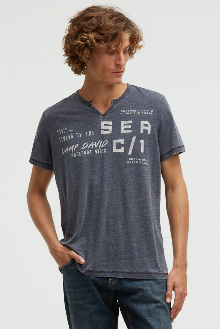 Ausbrenner-Shirt mit Used Look und Label Prints blue navy