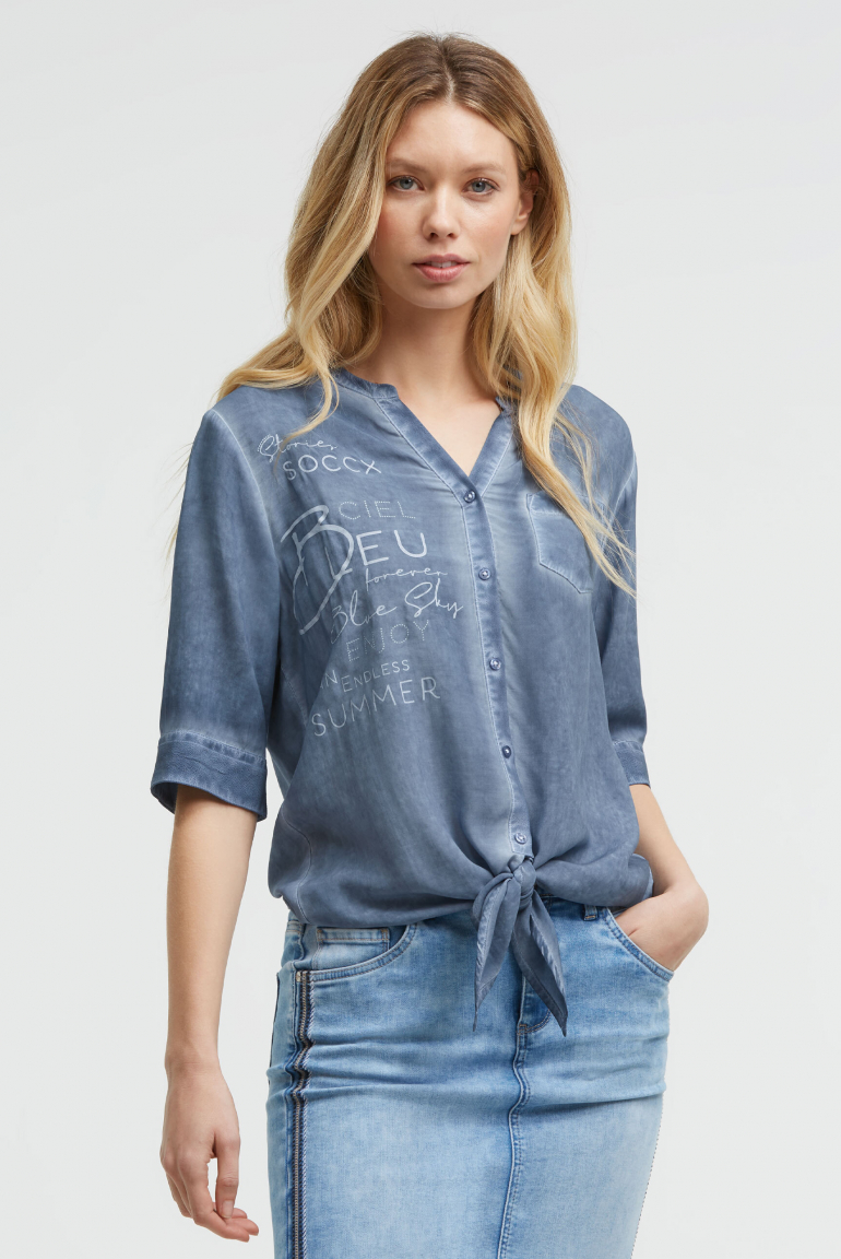 Bluse Kurzarm mit Knotensaum und Print soft azure