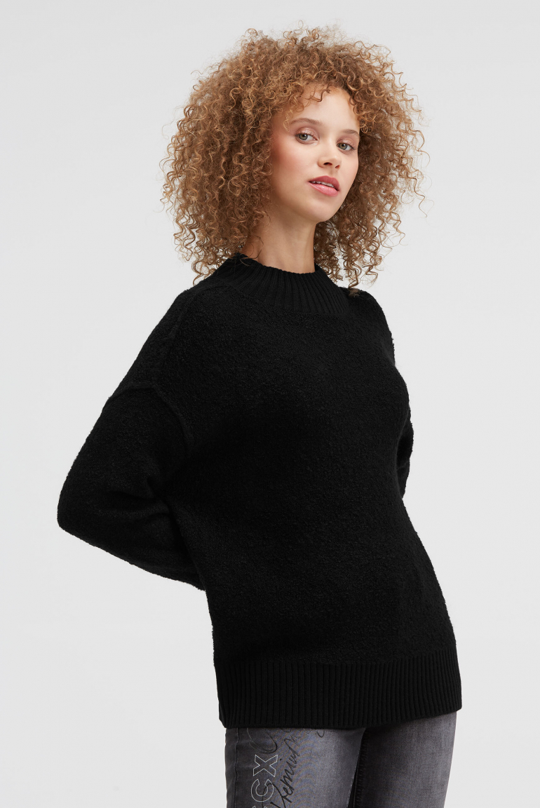 Bouclé-Pullover mit Stehkragen black