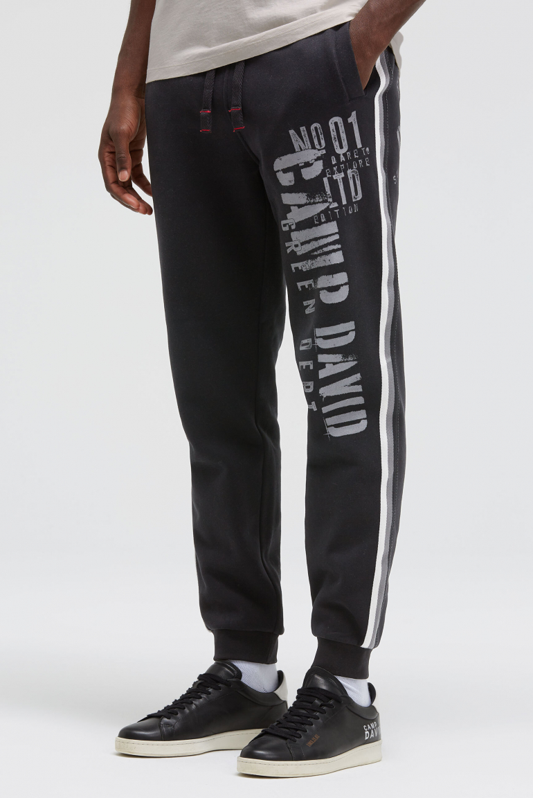 Jogginghose mit Seitentapes und Logo Prints black