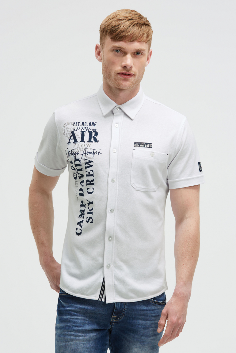 Kurzarmhemd aus Pikee mit Artworks und Brusttasche opticwhite