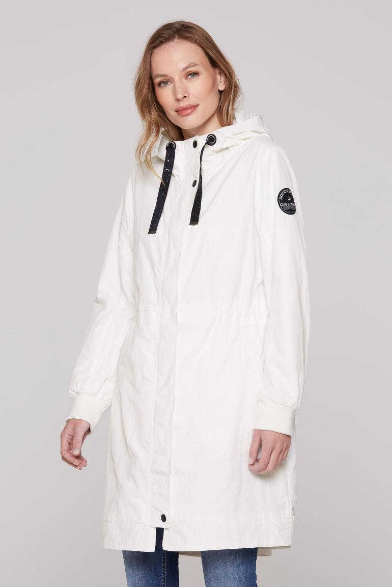 Windparka mit Kapuze und Logo-Details ivory