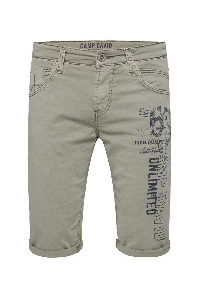 RO:BI Skater Jeans Shorts mit Print green olive