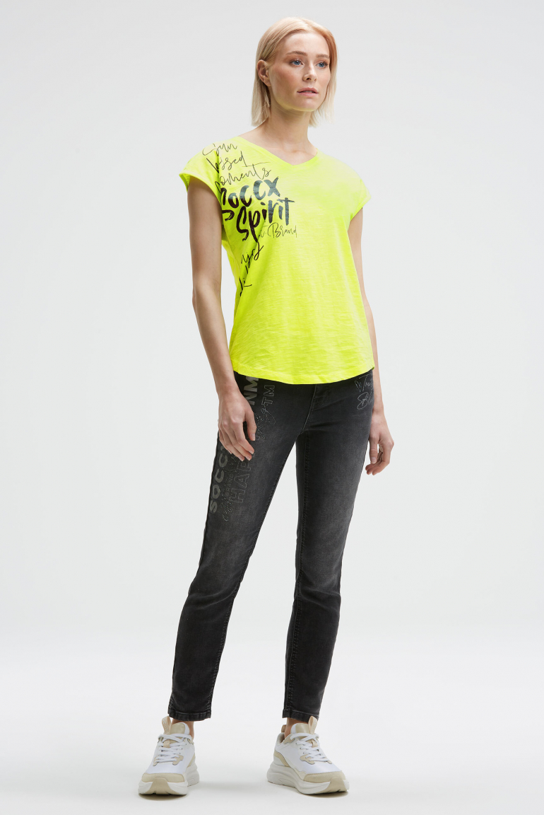 Ärmelloses Shirt mit V-Ausschnitt und Prints