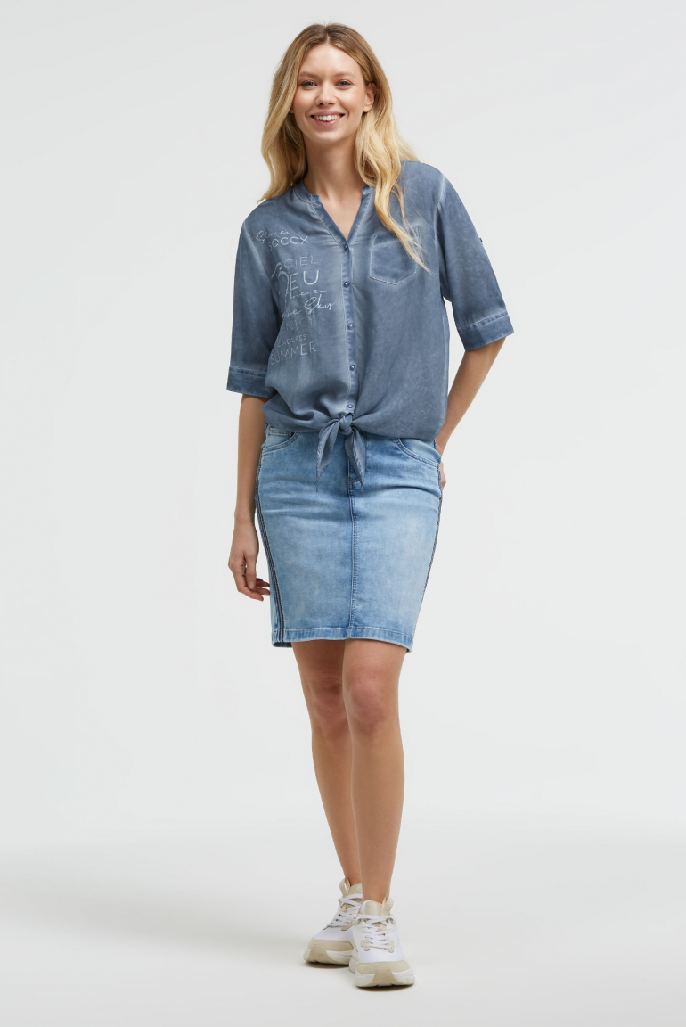 Bluse Kurzarm mit Knotensaum und Print
