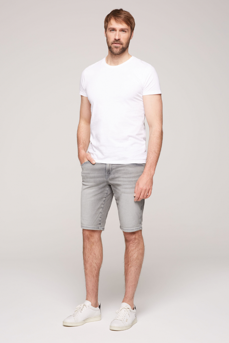 DA:VD Skater Shorts mit gefärbter Innenseite