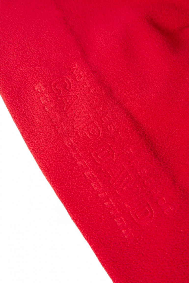 Fleece Beanie mit Logo-Prägung