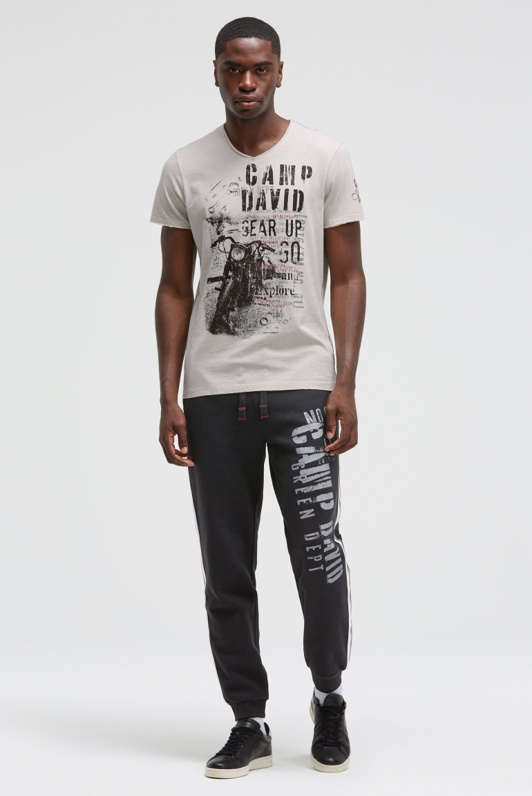 Jogginghose mit Seitentapes und Logo Prints