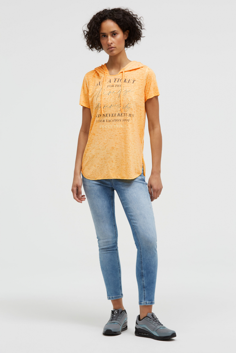 Kapuzenshirt mit Ausbrenner-Effekten und Artwork