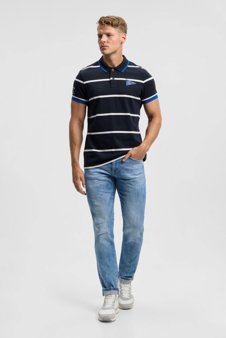 Kurzarmpolo mit Streifen-Design