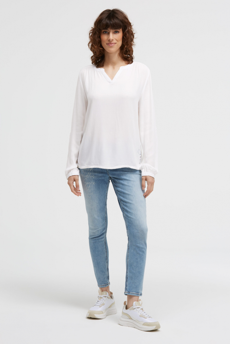 Langarmbluse aus Viskose-Crêpe mit Rücken-Artwork