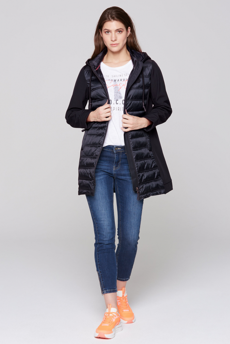 Lange Softshelljacke mit Stepp-Partien