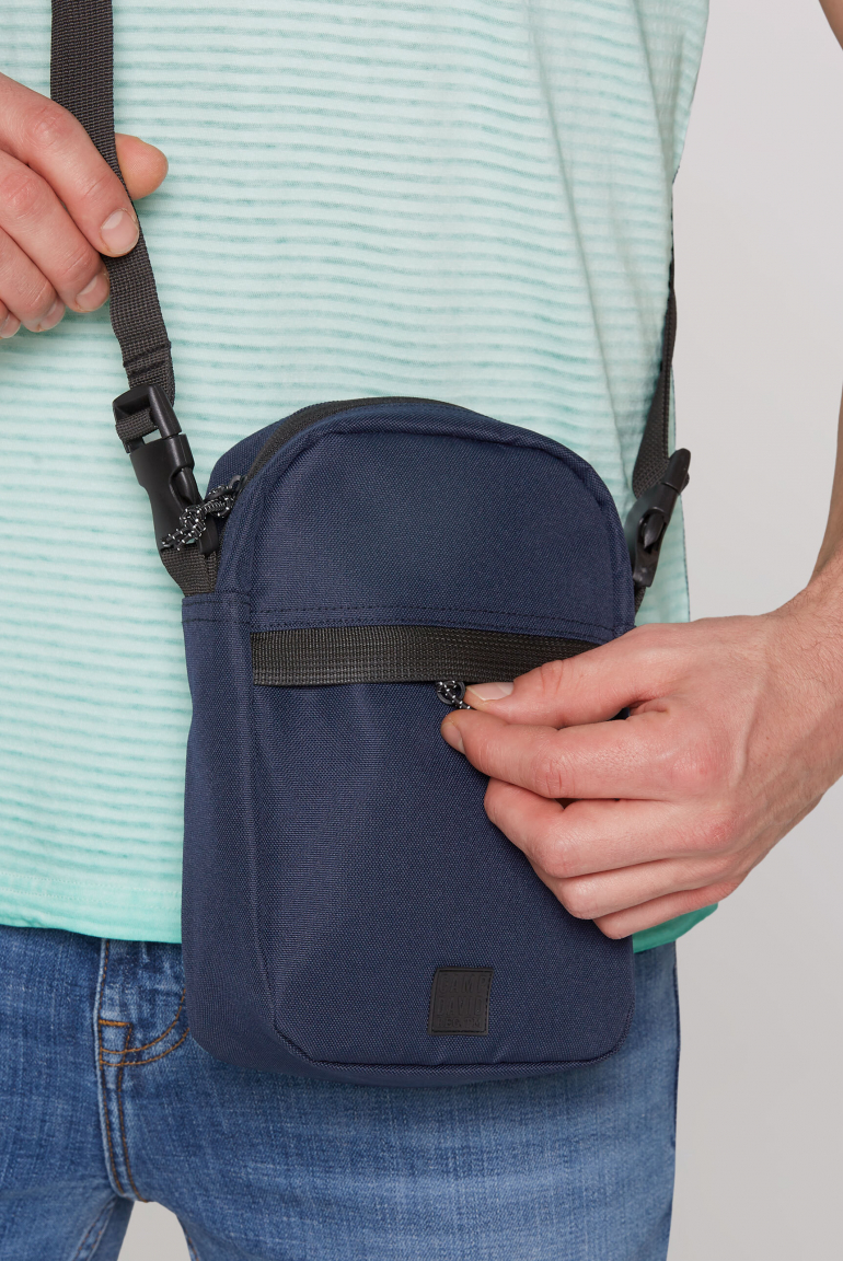 Leichte Crossbody Bag