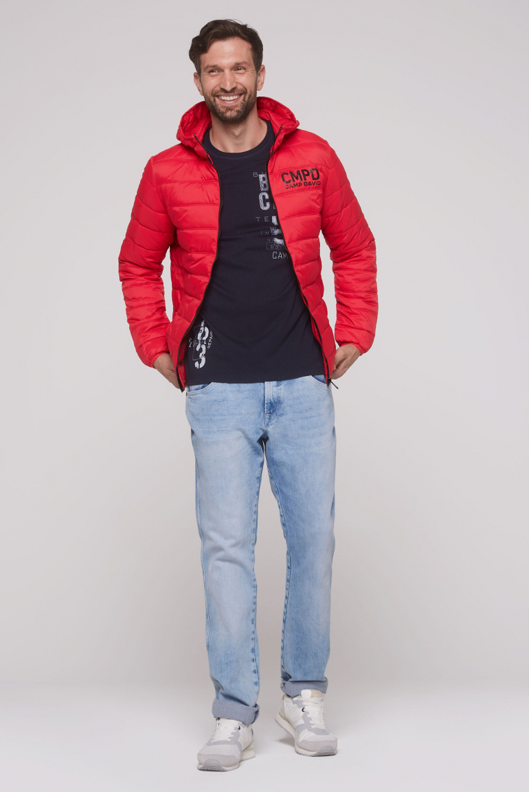 Leichte Steppjacke mit Kapuze