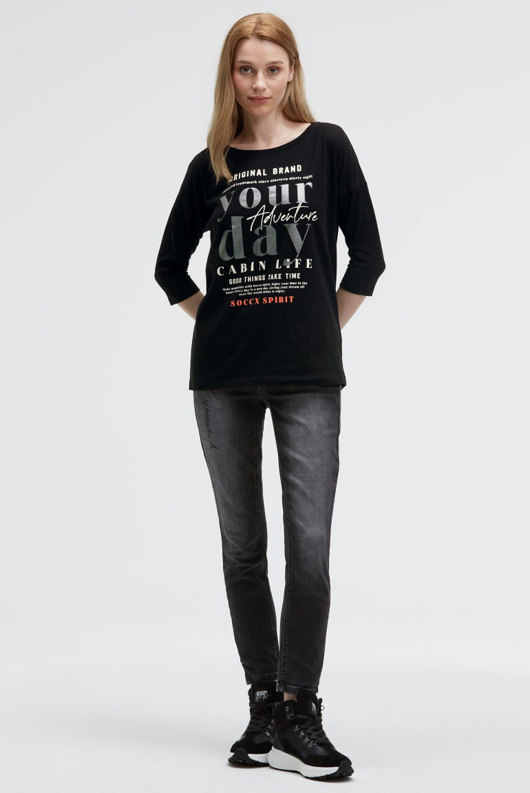 Shirt mit verkürzten Ärmeln und Label Print