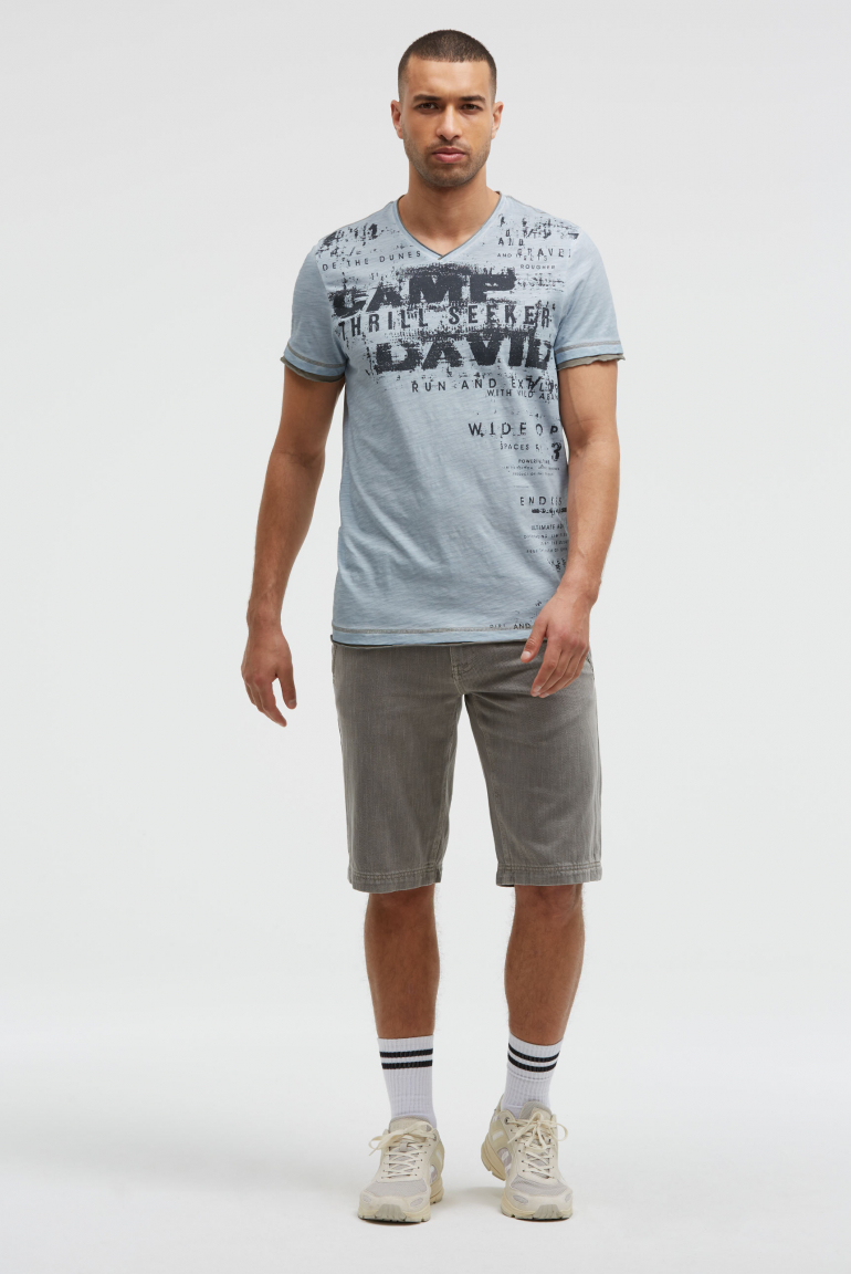 T-Shirt mit V-Neck im Vintage Look