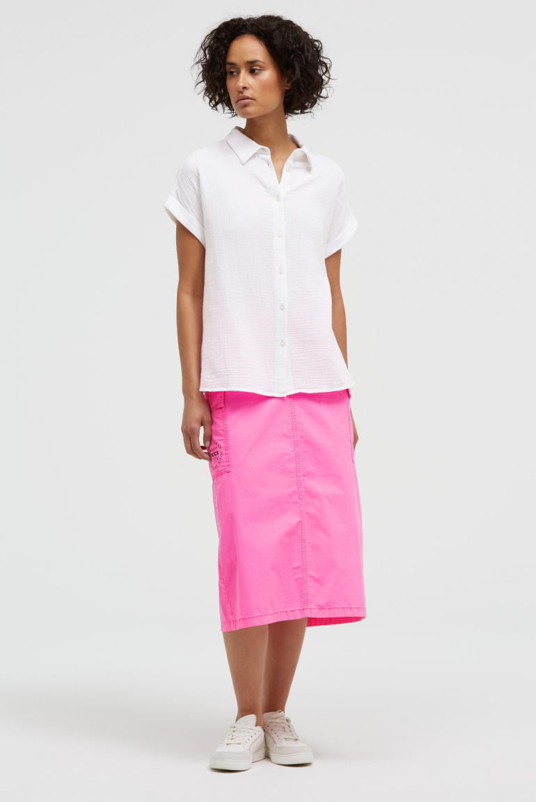 Ärmellose Musselin-Bluse mit Rückenprint