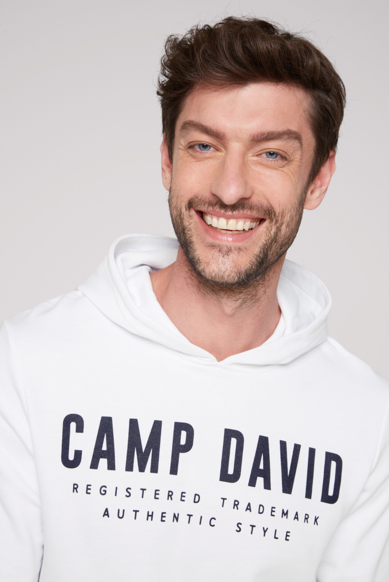 Basic Hoodie mit Logo Print