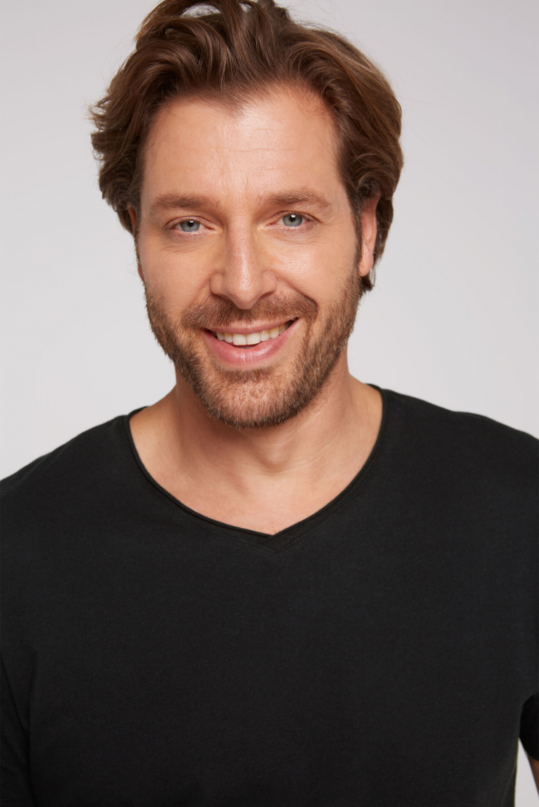 Basic T-Shirt V-Neck 2er-Pack