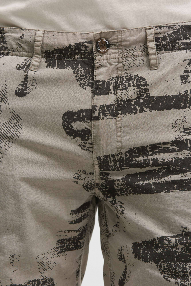 Cargo Shorts mit All Over Print