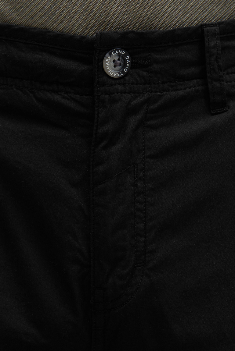 Cargoshorts mit Klappentaschen und Tapes