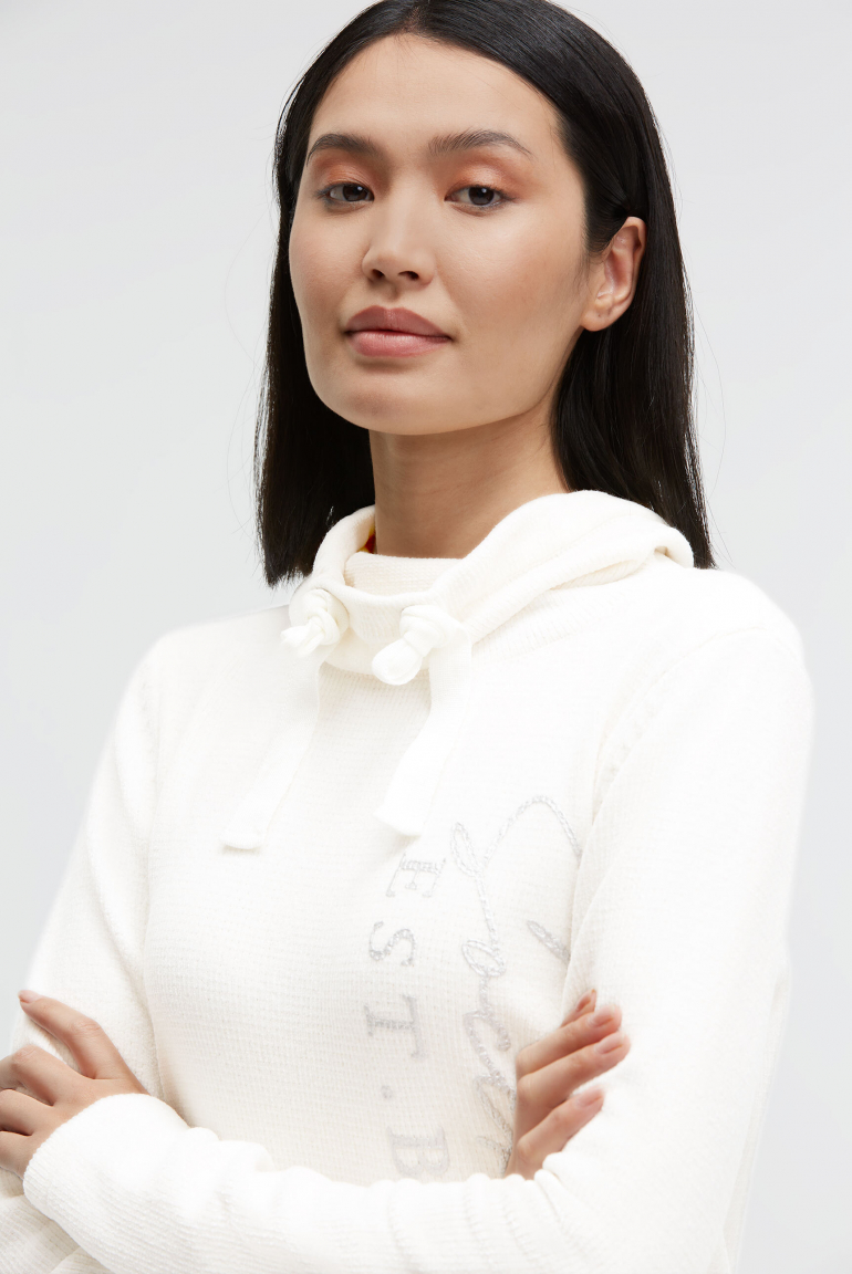 Chenille-Pullover mit hohem Kragen und Artwork