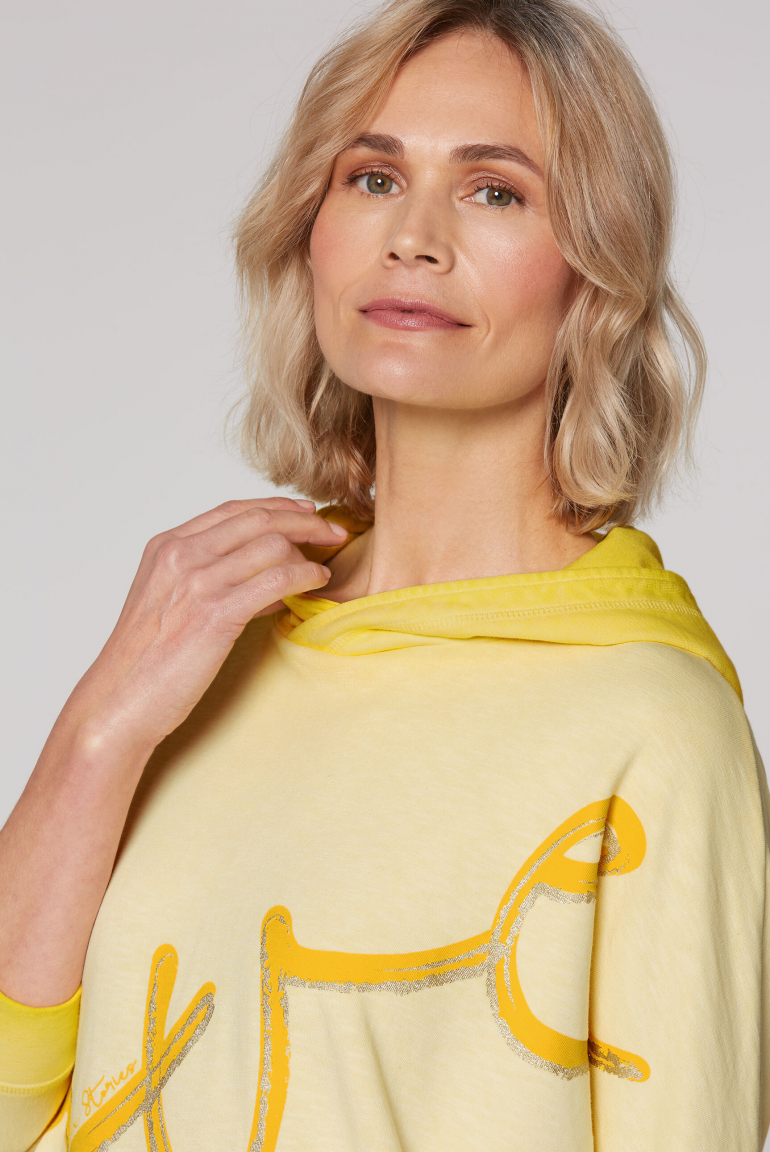 Hoodie mit kurzen Fledermausärmeln und Folienprint