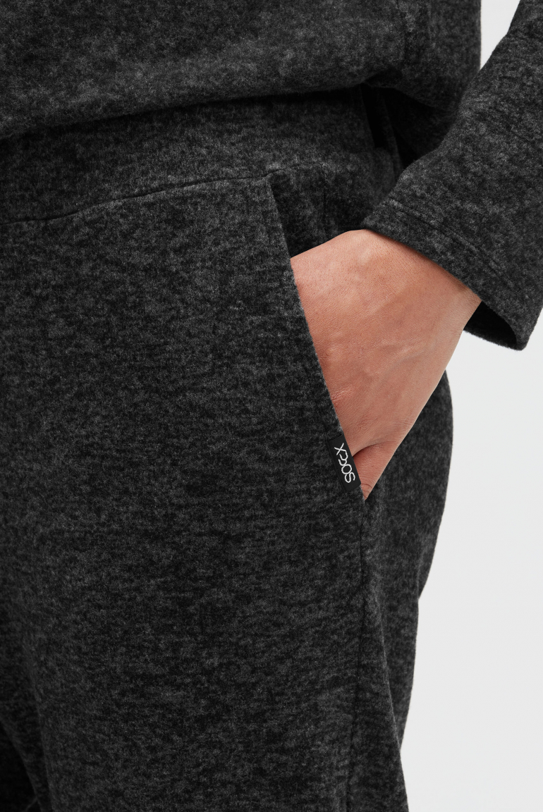 Jogpants aus Flauschstrick