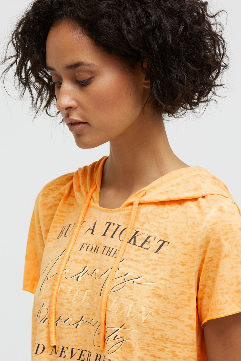 Kapuzenshirt mit Ausbrenner-Effekten und Artwork