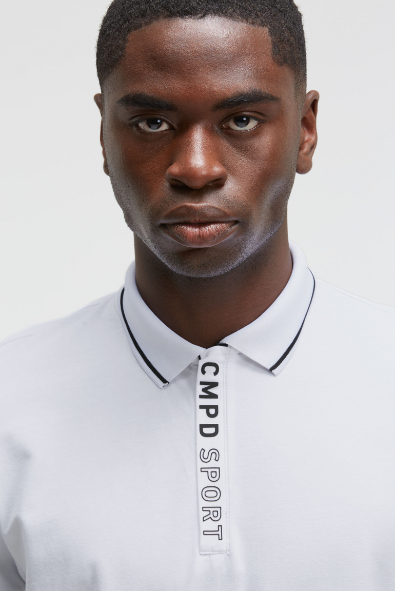 Kurzarmpolo mit Rücken-Artwork