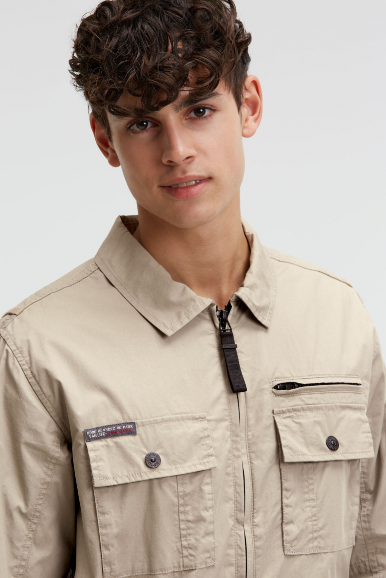 Leichte Kurzjacke im Utility-Stil mit Paper-Coating