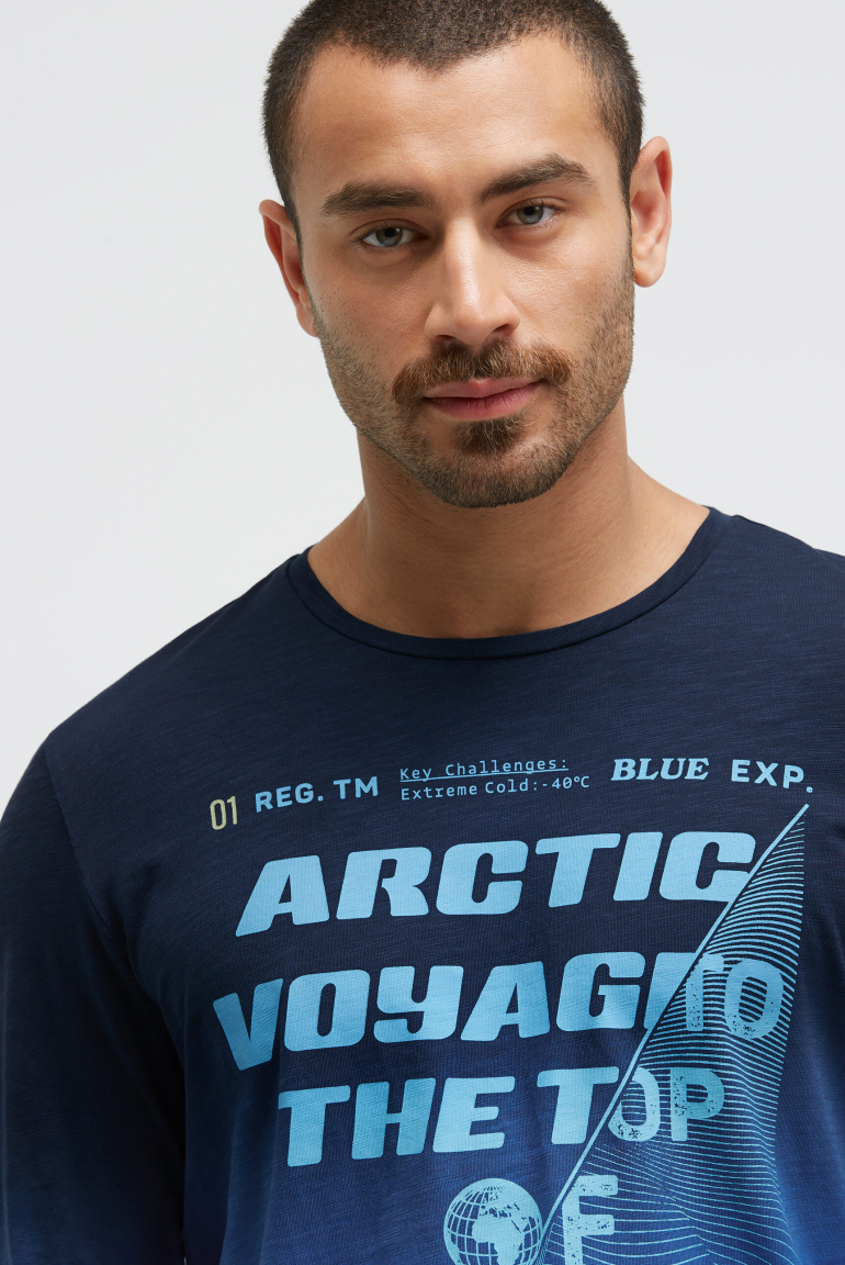 Longsleeve Dip Dye mit Label Prints