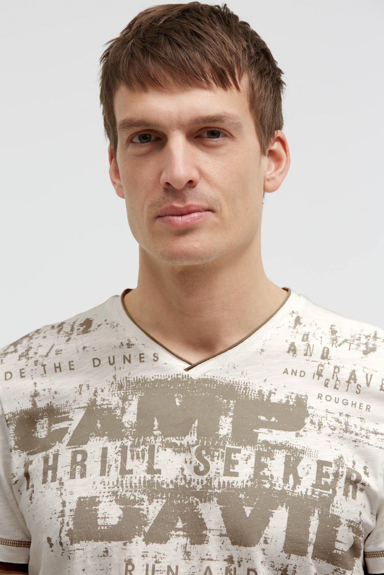 T-Shirt mit V-Neck im Vintage Look