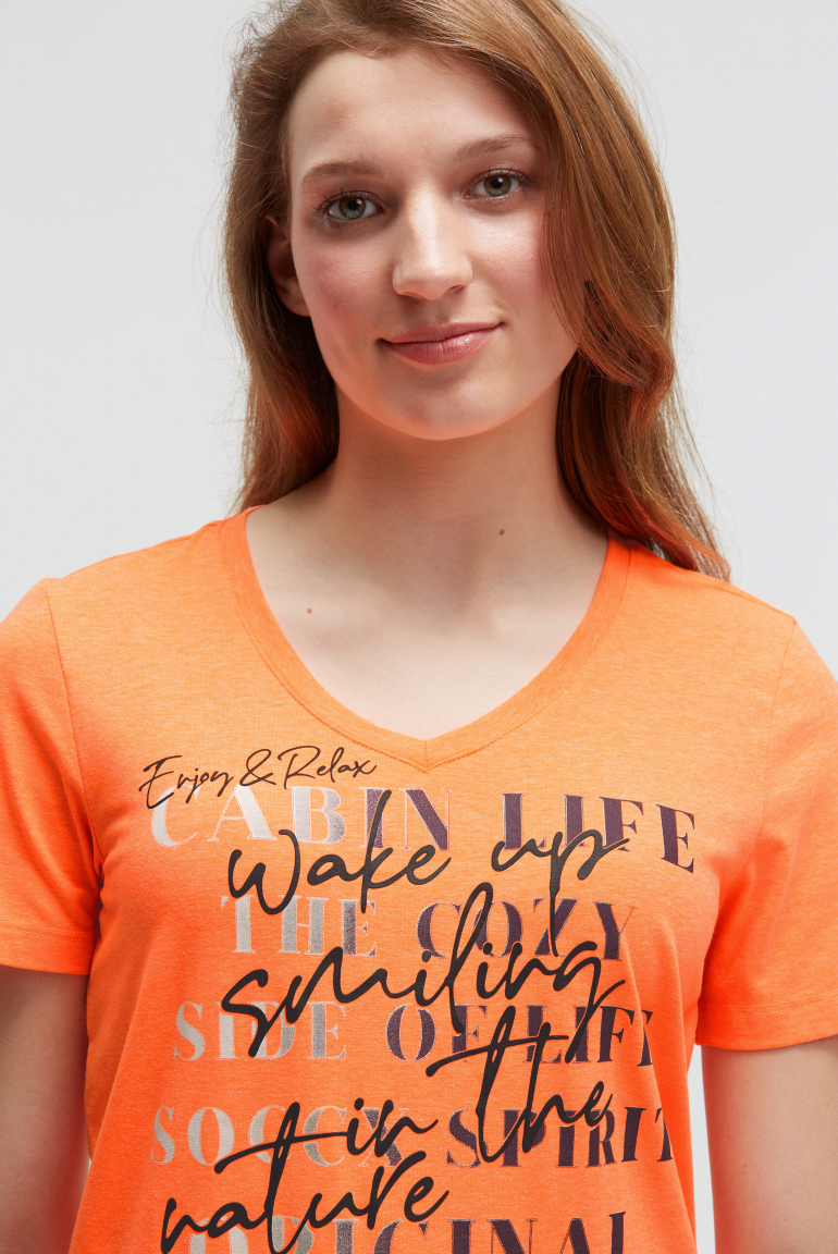 T-Shirt V-Ausschnitt mit Colour Gradient Print