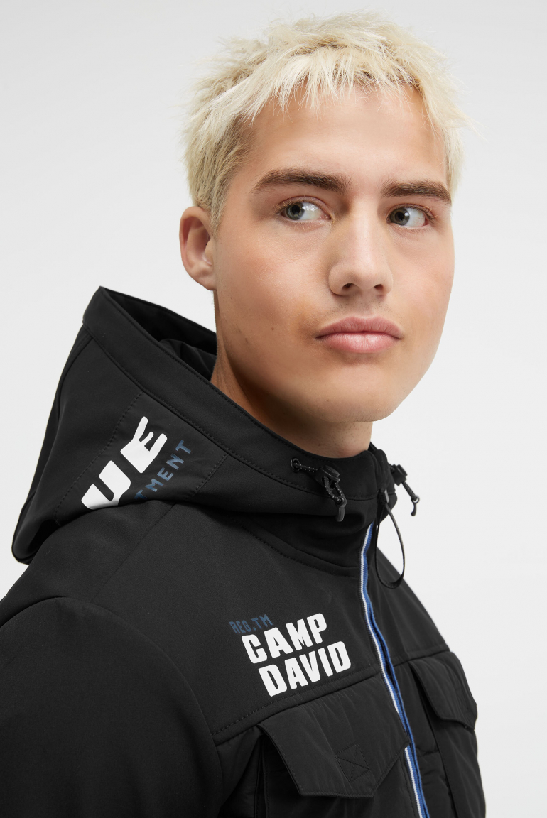 Winter-Blouson im Materialmix mit Rücken-Print