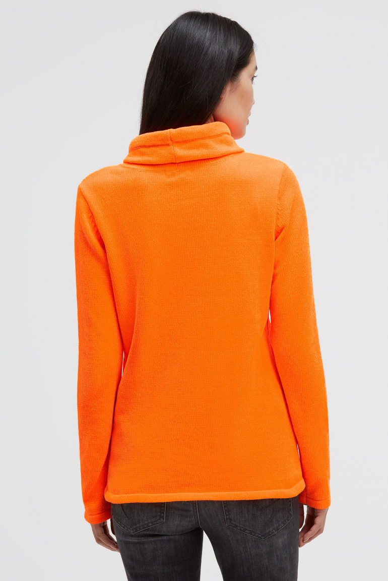 Chenille-Pullover mit hohem Kragen und Artwork