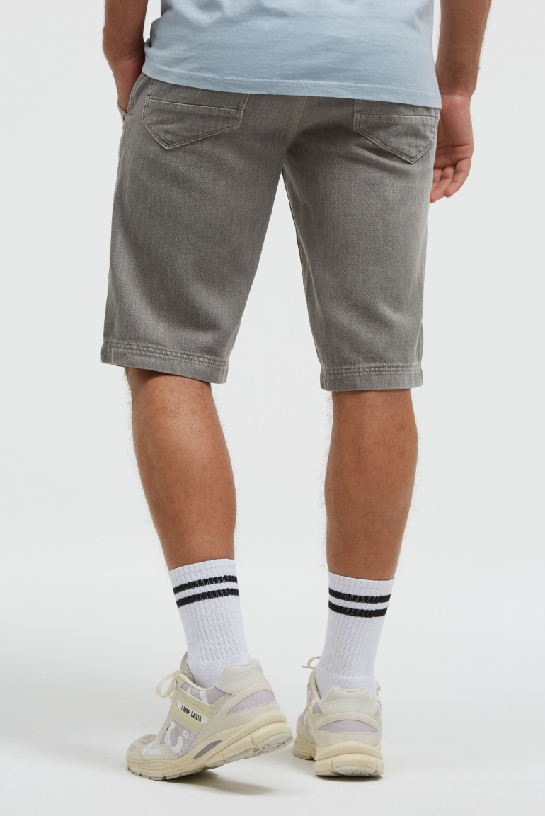 Chino Shorts mit Used-Waschung
