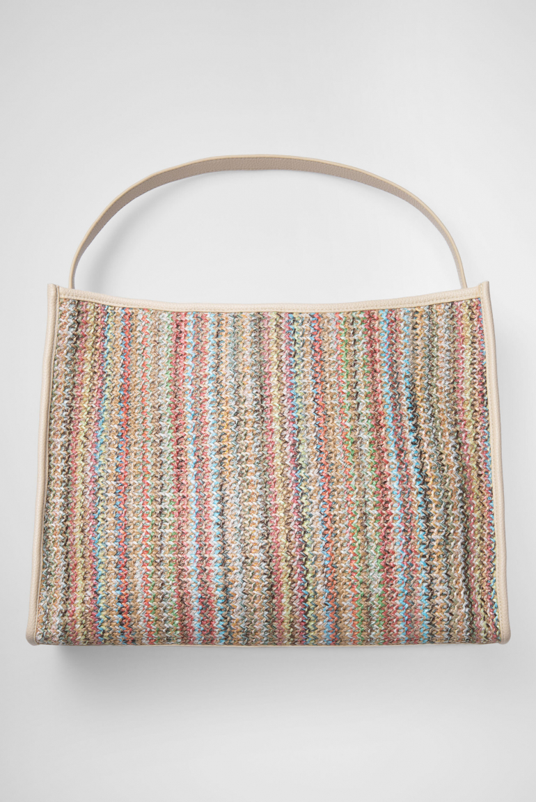 Hobo Bag im Häkel-Design mit Intarsia-Webriemen