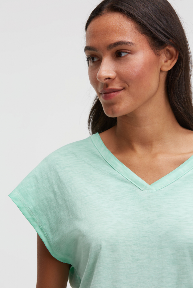 Jerseykleid mit V-Neck und Rückenprint