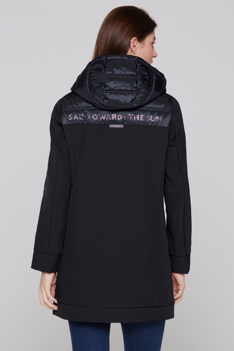 Lange Softshelljacke mit Stepp-Partien