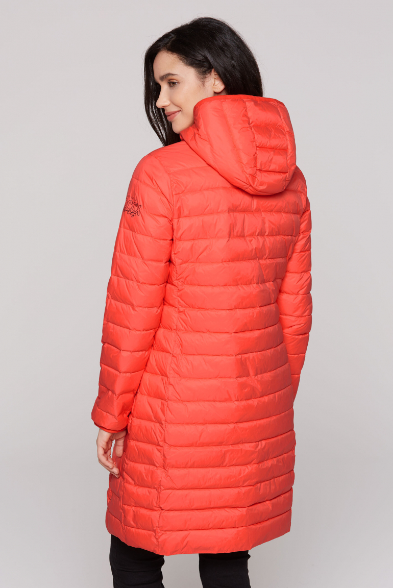 Leichter Steppmantel mit Kapuze