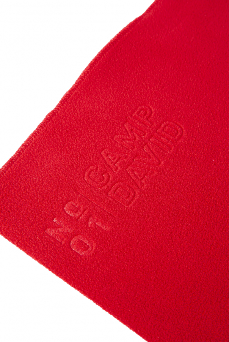 Loop Schal aus Fleece mit Logo-Prägung