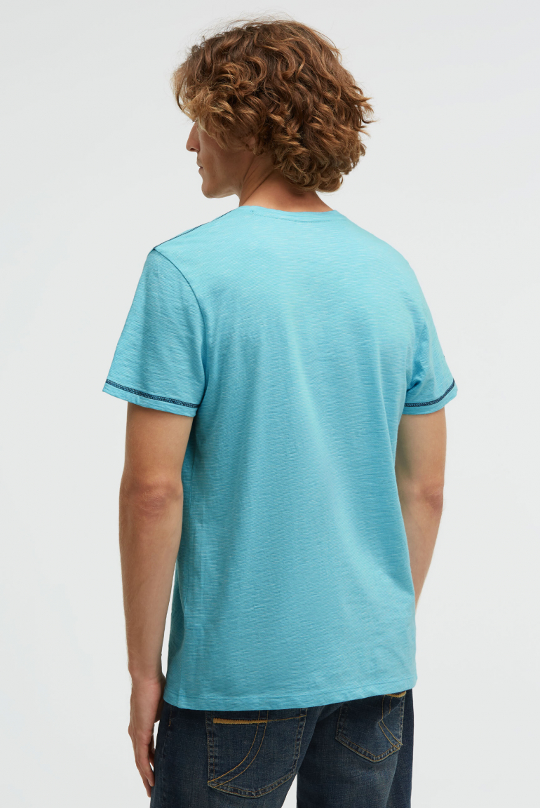 T-Shirt V-Neck mit Slub Stripes und Prints