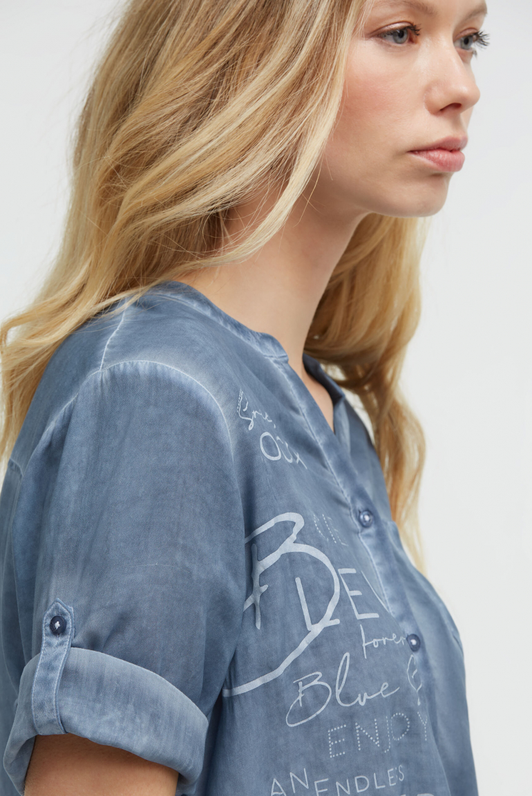 Bluse Kurzarm mit Knotensaum und Print