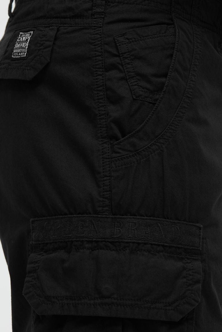 Cargoshorts mit Klappentaschen und Tapes