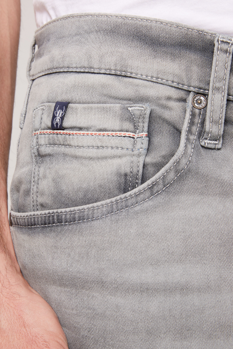 DA:VD Skater Shorts mit gefärbter Innenseite