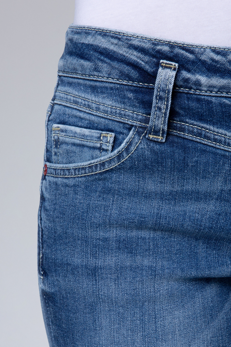Dark used Jeans KA:RA mit Doppelknopf