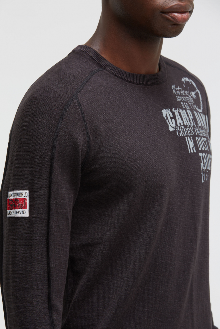 Feinstrickpullover mit Label Prints