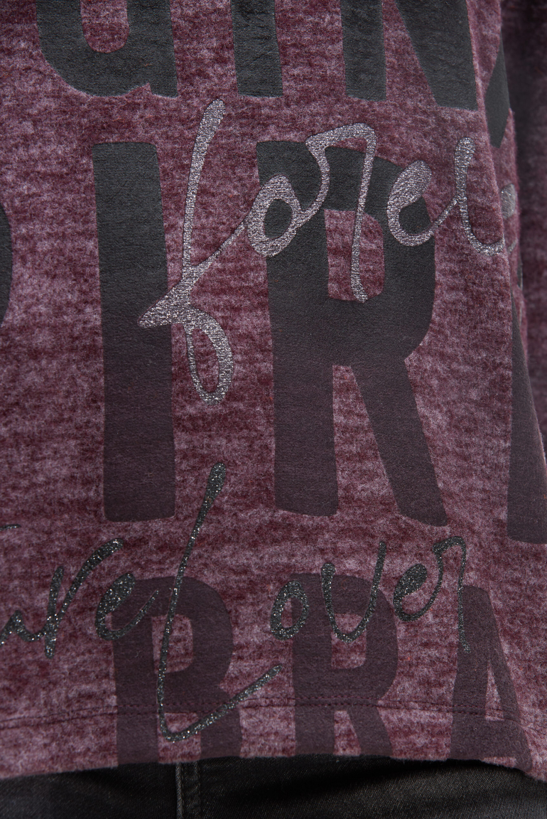 Flauschstrickpullover mit Logo Artwork