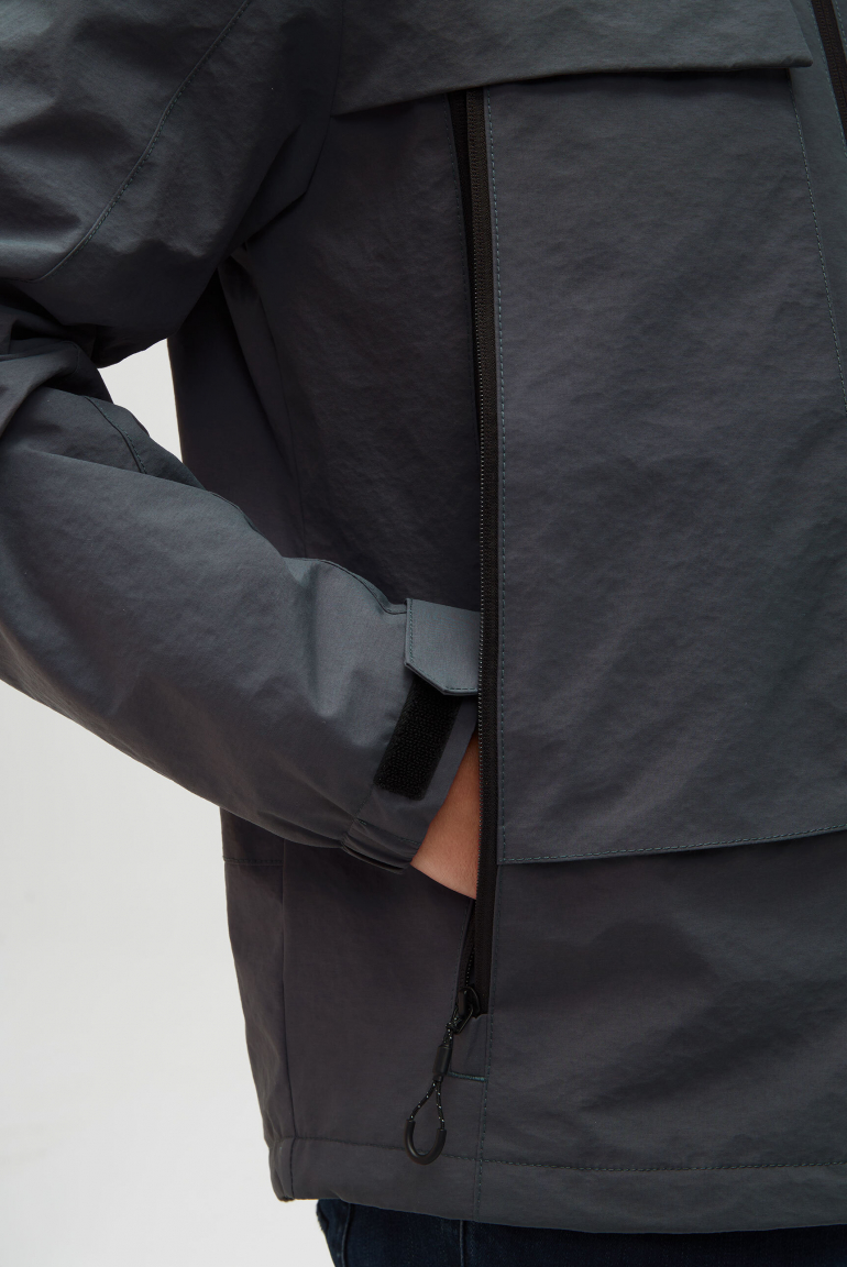 Funktionsjacke mit Kapuze